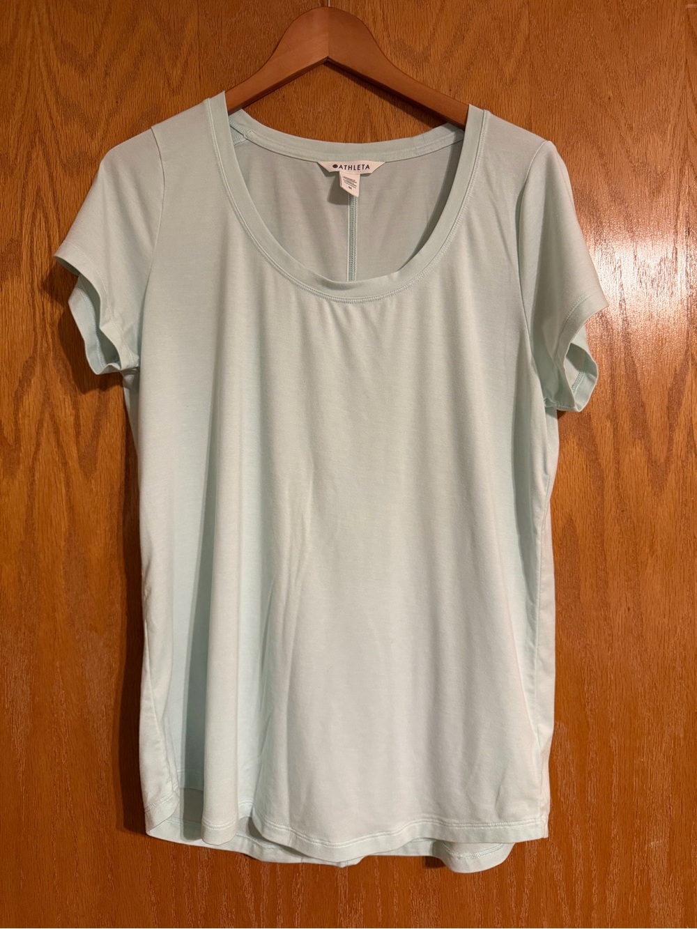 Athleta Light Mint Scoop Neck Short Sleeve Tee